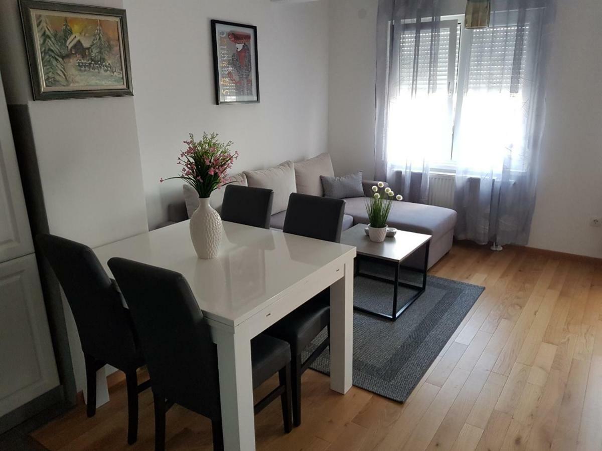 Apartman Dijana Banja Luka Exterior foto